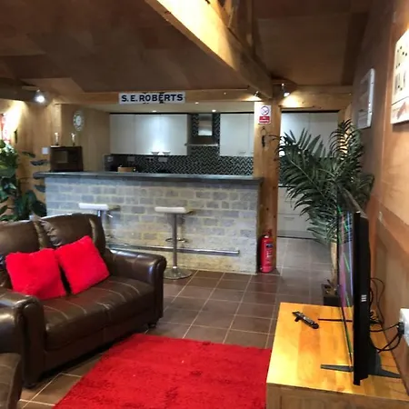 The Lodge Bedford Exterior photo