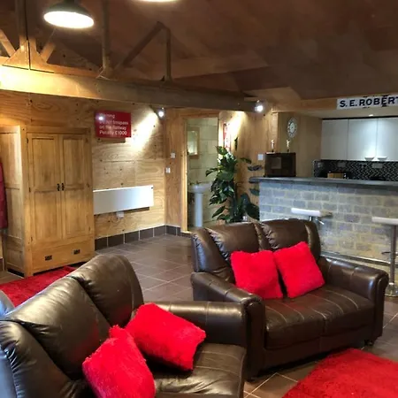 The Lodge Bedford Exterior photo
